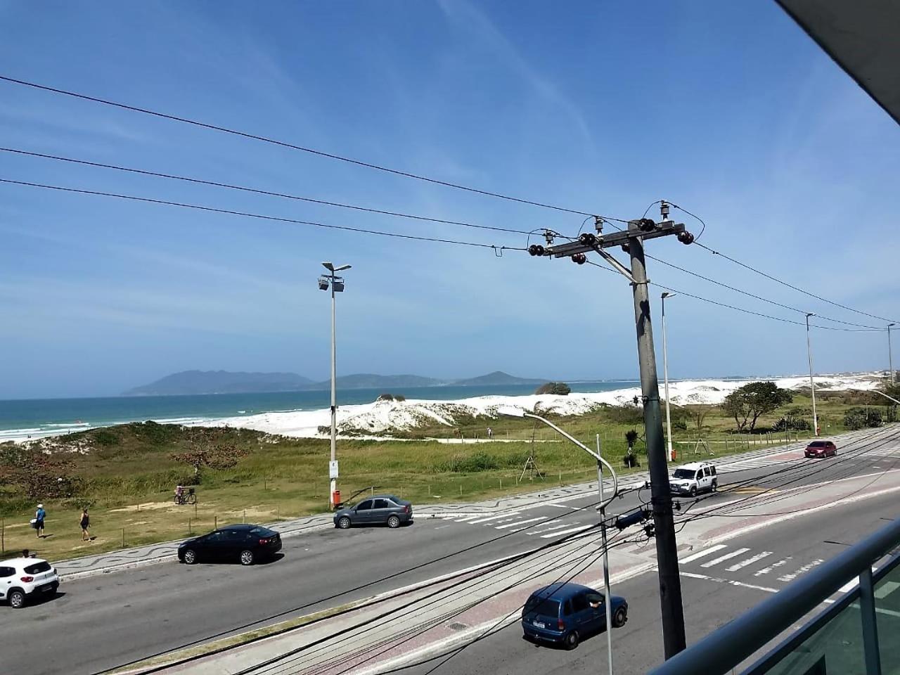 Apartamento Praia Do Forte, Cabo Frio, Frente Mar Luaran gambar